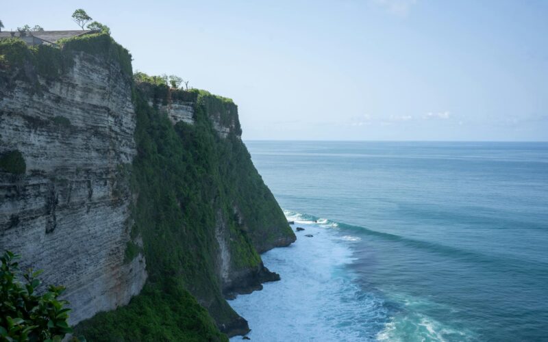 Best Hotels in Uluwatu, Bali: Complete Guide 2026