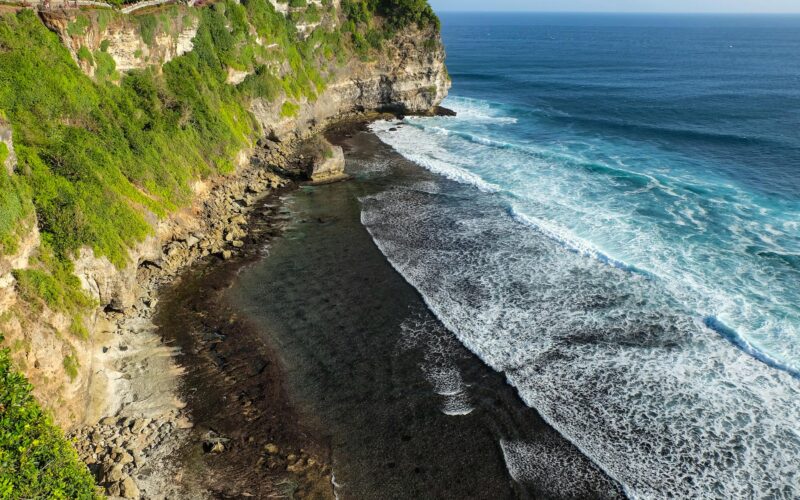 Best Hotels in Uluwatu, Bali: Complete Guide 2026