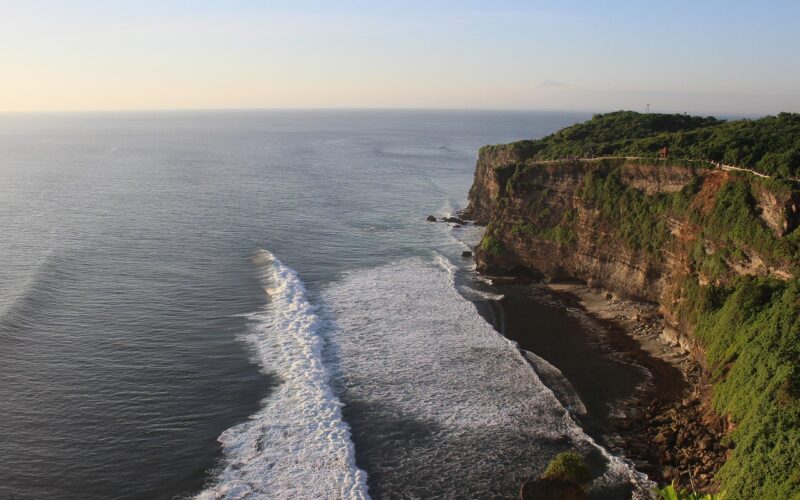 Best Hotels in Uluwatu, Bali: Complete Guide 2026